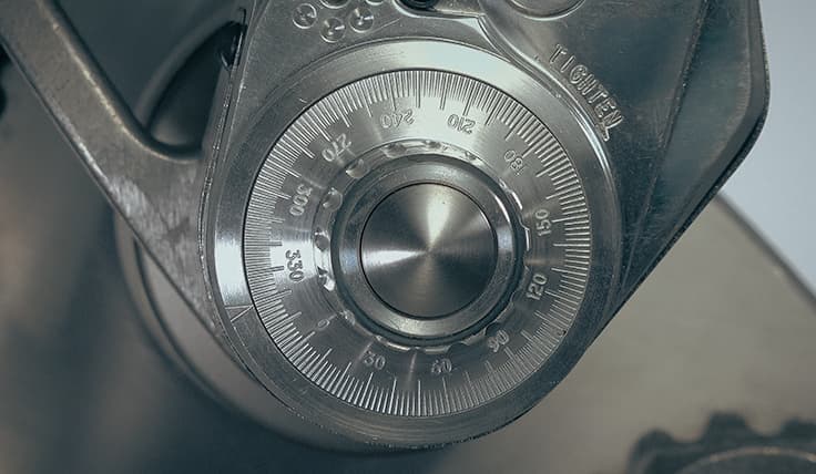 A close-up of the Torque & Angle Dial accessory for the AVANTI Hydraulic Torque Wrench.