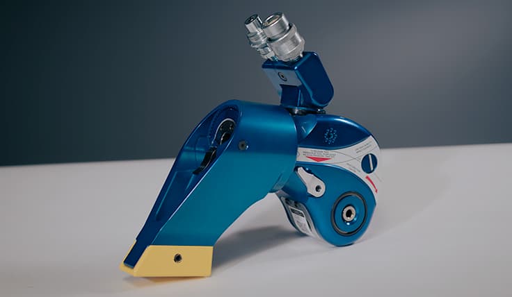 The MXT Hydraulic Torque Wrench from the rear showing the Reaction Pawl for easy attachment of reaction fixtures