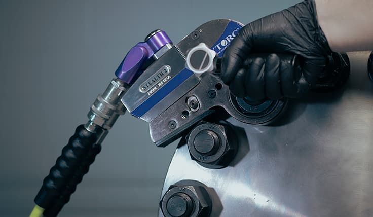 The STEALTH Hydraulic Torque Wrench on an application using the Safety Handle.
