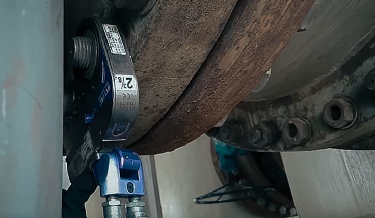 The STEALTH Low Clearance Hydraulic Torque Wrench on an impossibly-tight application.