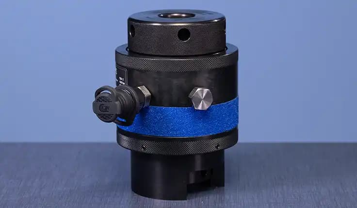 A close-up of the Torque & Angle Dial accessory for the AVANTI Hydraulic Torque Wrench.